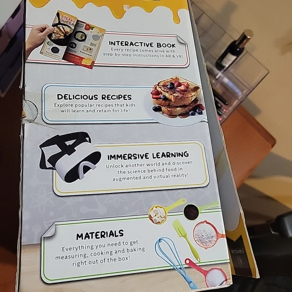 VR Junior Chef Set - Black and White